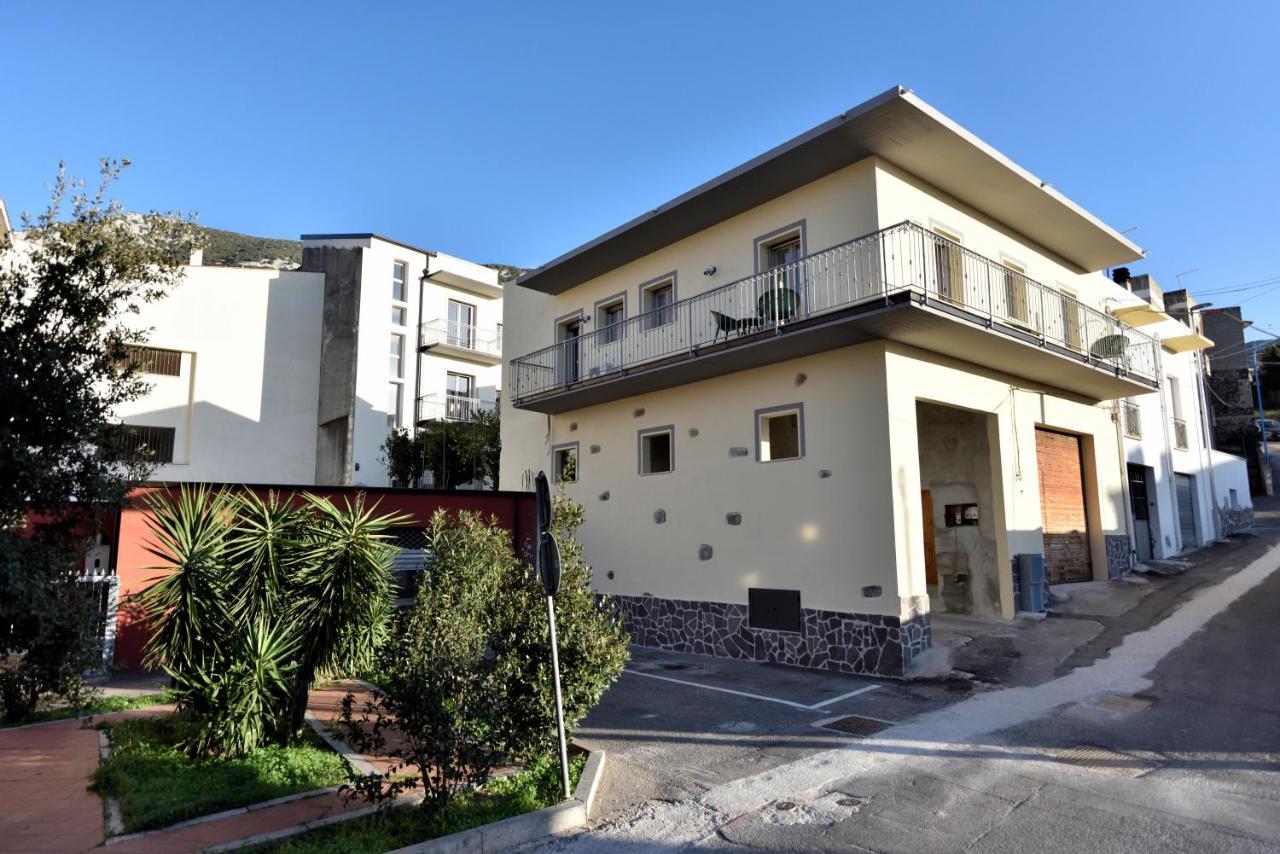 Inah Rooms Dorgali Exterior foto